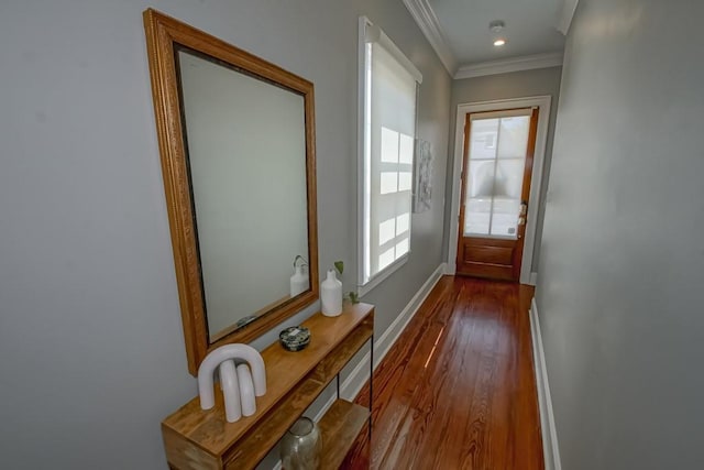 entryway with recessed lighting, dark wood-style flooring, baseboards, and ornamental molding