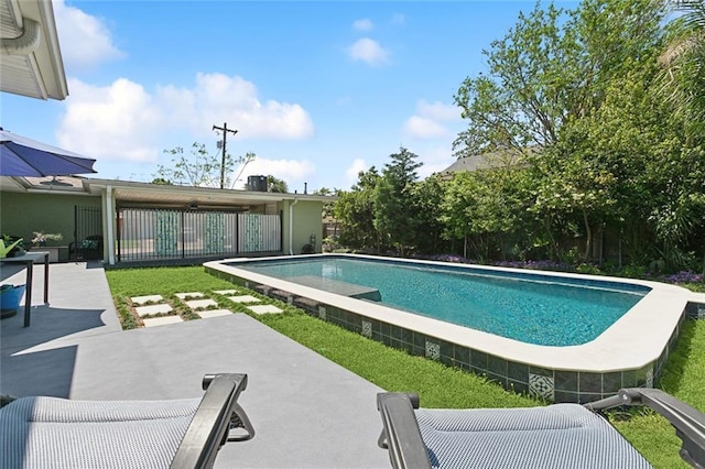 3000 Clifford Dr, Metairie, LA 70002 - outdoor pool with a patio and fence