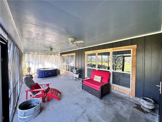 130 N Oak Ct, Luling, LA 70070 - sunroom / solarium featuring a jacuzzi and ceiling fan