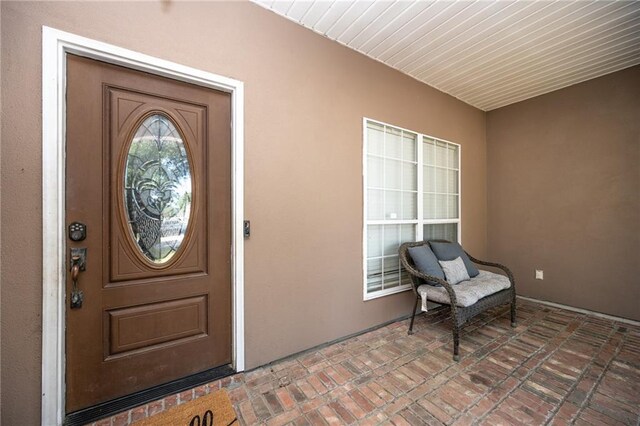 1025 Breckenridge Dr, Slidell, LA 70461 - entrance to property with stucco siding