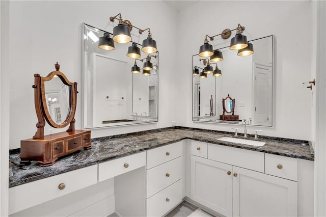 225 Ridgewood Dr, Metairie, LA 70005 - bathroom featuring vanity