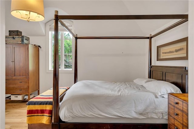 225 Ridgewood Dr, Metairie, LA 70005 - bedroom with wood finished floors