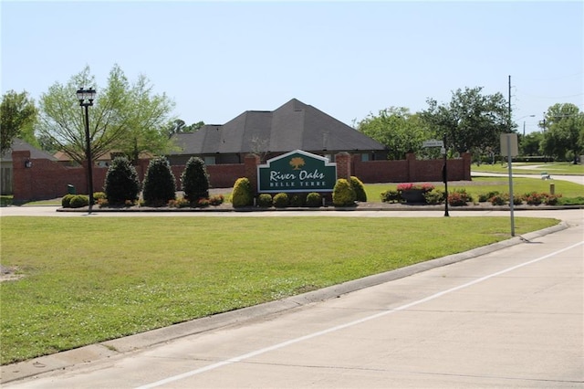 629 Desoto Dr, La Place, LA 70068 - photo 1