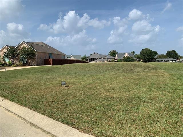 1545 Cuttysark Cv, Slidell, LA 70458