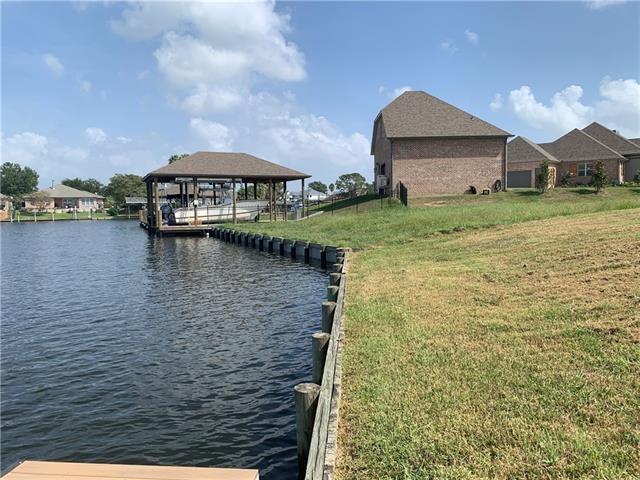 1545 Cuttysark Cv, Slidell, LA 70458
