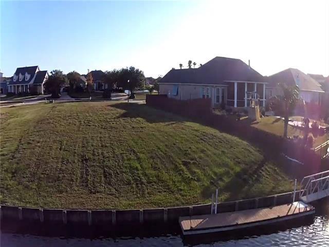 1545 Cuttysark Cv, Slidell, LA 70458