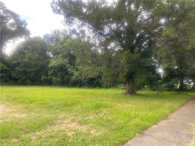 1422 Jefferson St, Gretna, LA 70053