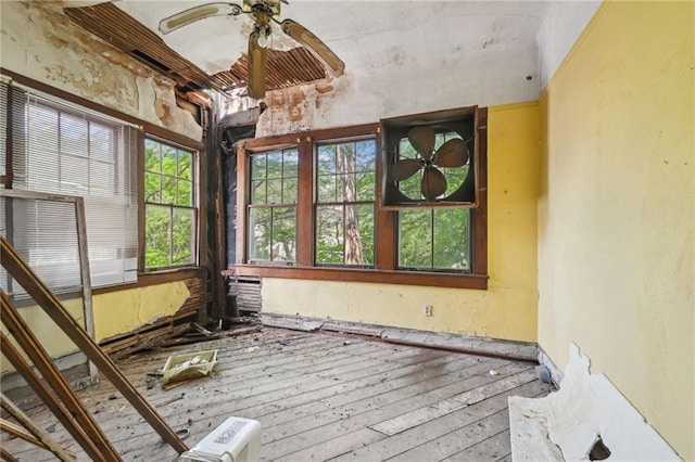 1318 Dublin St, New Orleans, LA 70118 - unfurnished room with wood-type flooring and a ceiling fan