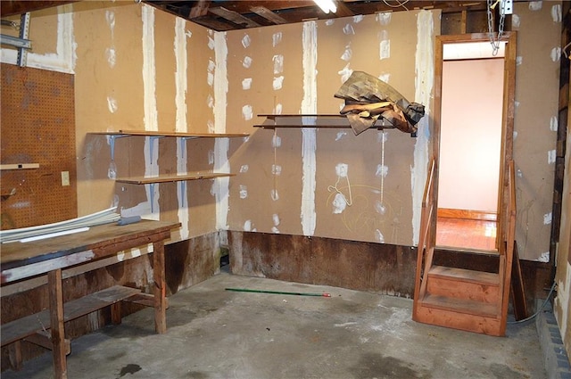 607 Central Ave, Westwego, LA 70094 - view of basement