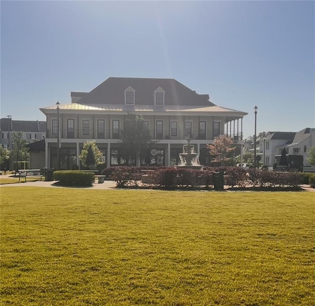 exterior space featuring a yard