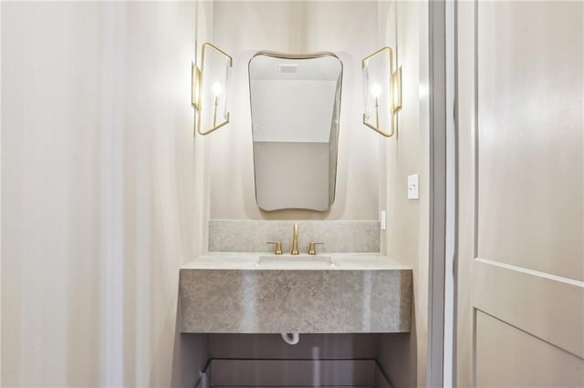 6371 Louis Xiv St, New Orleans, LA 70124 - bathroom featuring vanity