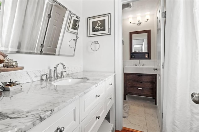616 Marilyn Dr, Mandeville, LA 70448 - bathroom with vanity