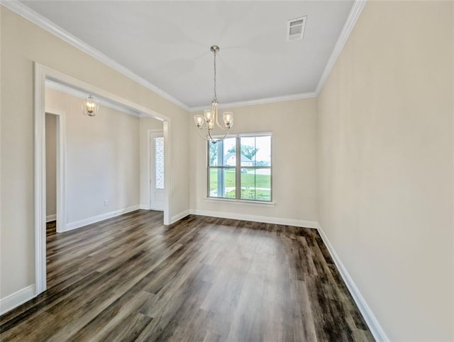 9508 E Terran Ln, Waggaman, LA 70094 - unfurnished room featuring a chandelier, dark wood-style floors, and ornamental molding