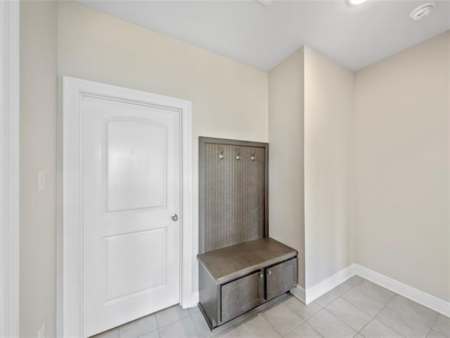 9508 E Terran Ln, Waggaman, LA 70094 - mudroom featuring light tile patterned floors and baseboards