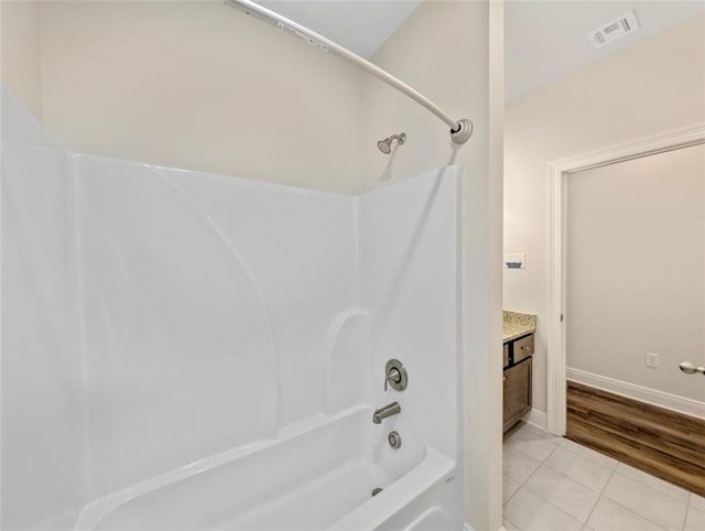 9508 E Terran Ln, Waggaman, LA 70094 - full bath with tile patterned flooring, bathing tub / shower combination, and vanity