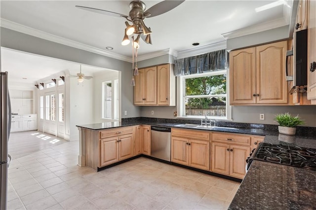 370 Leslie Ln, New Orleans, LA 70124 - photo 15