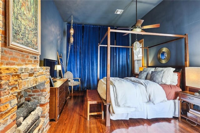 925 Touro St, New Orleans, LA 70116 - bedroom with lofted ceiling, wood finished floors, and visible vents