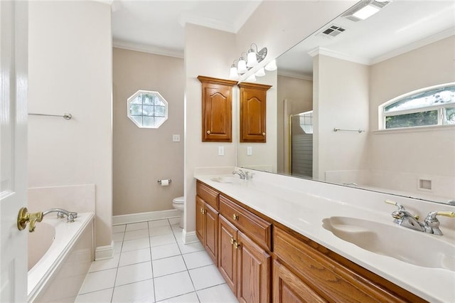 full bathroom with crown molding, a healthy amount of sunlight, toilet, and a sink