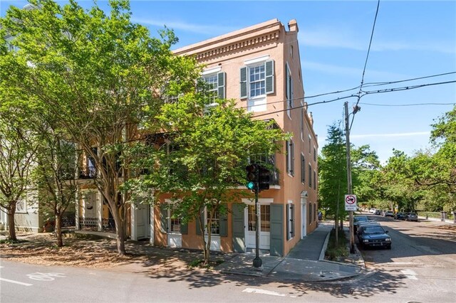 2200 Prytania Ave, New Orleans, LA 70130 - photo 1