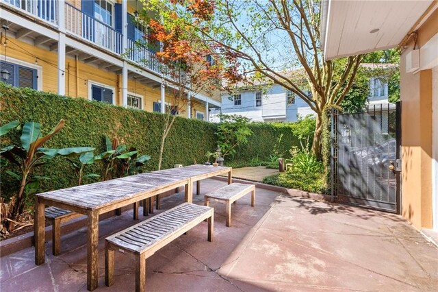 2200 Prytania Ave, New Orleans, LA 70130 - photo 33