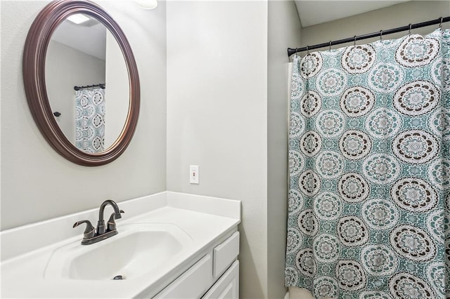 full bathroom featuring vanity