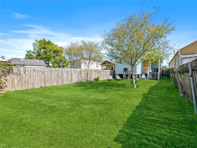2738 Cleveland Ave, New Orleans, LA 70119 - view of yard featuring a fenced backyard