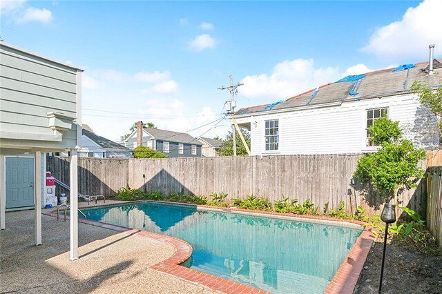 3439 Octavia St, New Orleans, LA 70125 - view of swimming pool featuring a fenced in pool and a fenced backyard