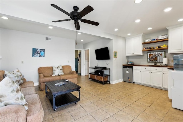 3439 Octavia St, New Orleans, LA 70125 - living area featuring recessed lighting, light tile patterned floors, baseboards, visible vents, and ceiling fan