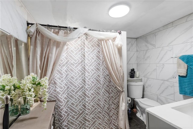 2612-14 Orleans Ave, New Orleans, LA 70119 - bathroom with tile walls and vanity