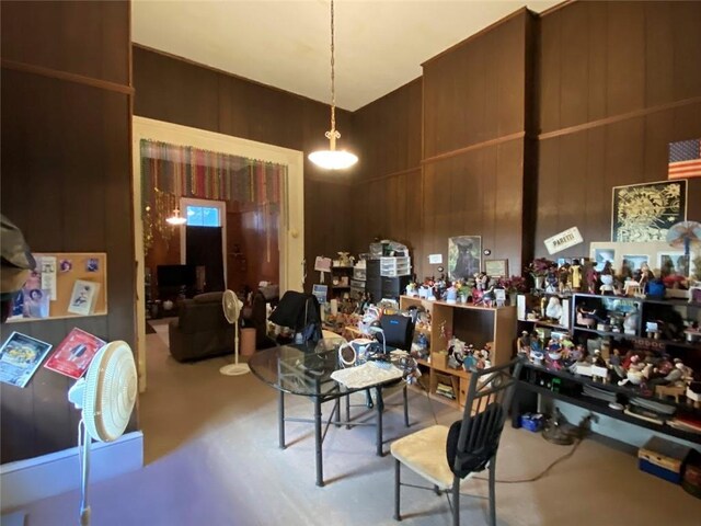 520002 Magazine St, New Orleans, LA 70115 - miscellaneous room with a high ceiling