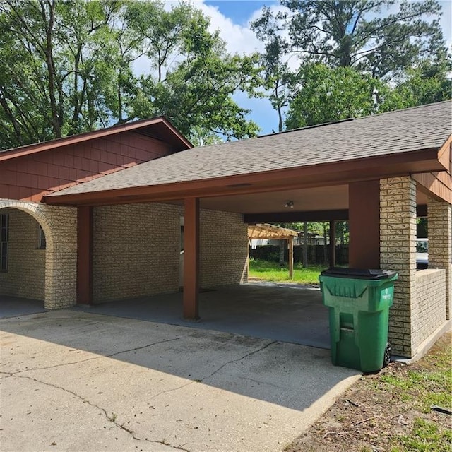 34084 Reilly Rd, Slidell, LA 70460 - view of parking / parking lot featuring driveway