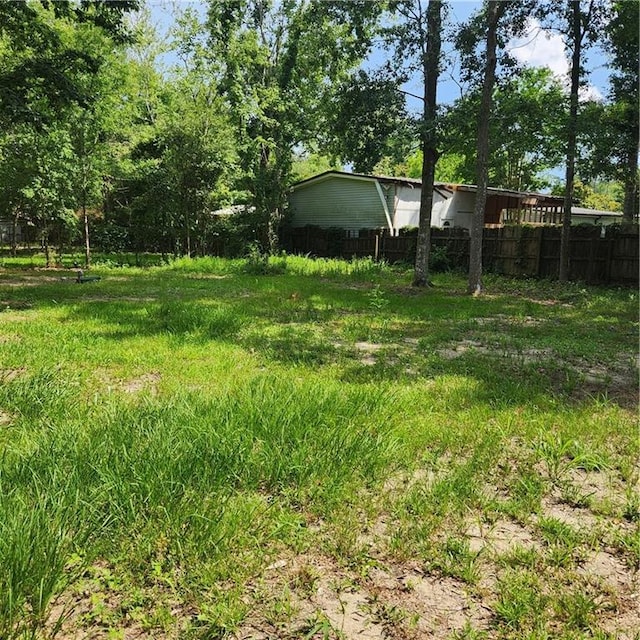 34084 Reilly Rd, Slidell, LA 70460 - view of yard with fence