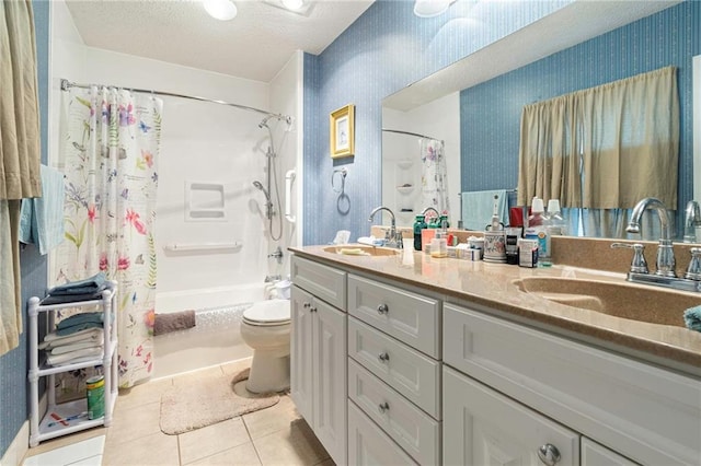 430 Holmes Dr, Slidell, LA 70460 - full bathroom featuring wallpapered walls, shower / bath combo, a sink, and toilet