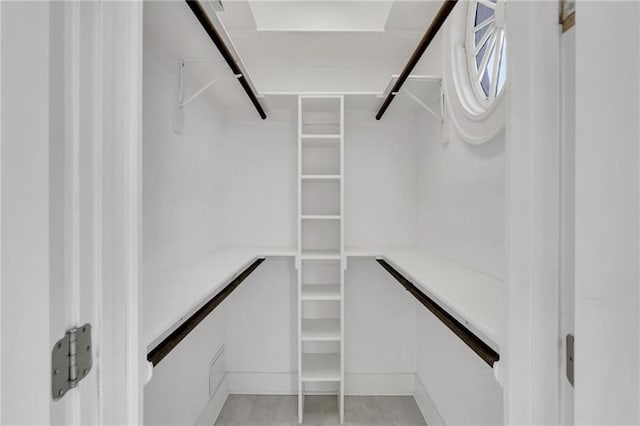 1704 Milan St, New Orleans, LA 70115 - view of spacious closet