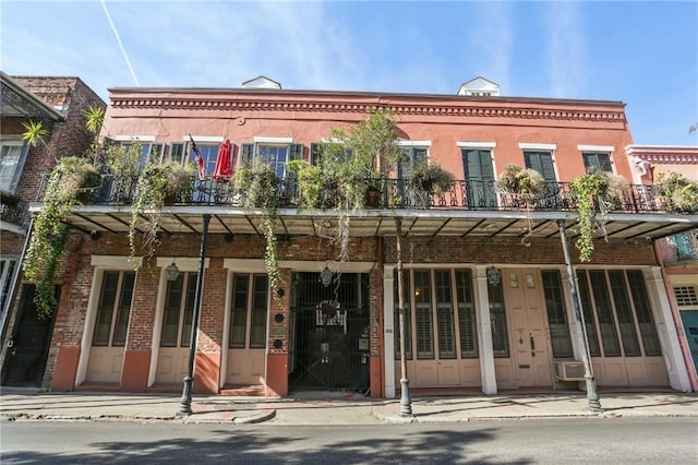 931 Chartres Street 13&14, New Orleans, LA 70116 - view of building exterior