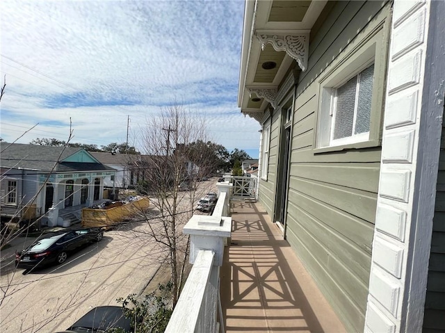 2415 Columbus St, New Orleans, LA 70119 - view of property exterior featuring a balcony