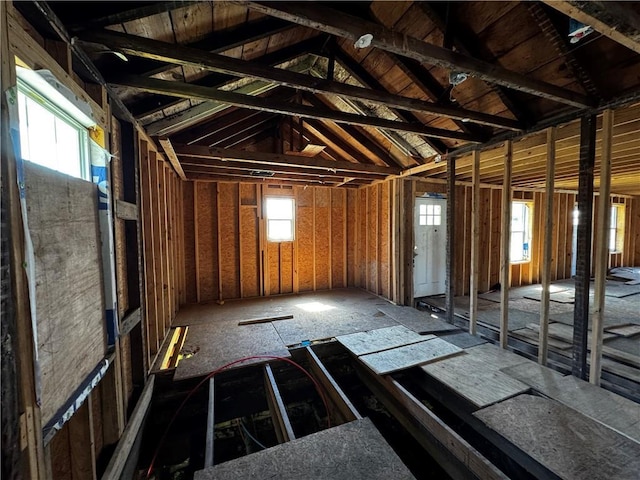 2003 Spain St, New Orleans, LA 70117 - miscellaneous room with vaulted ceiling