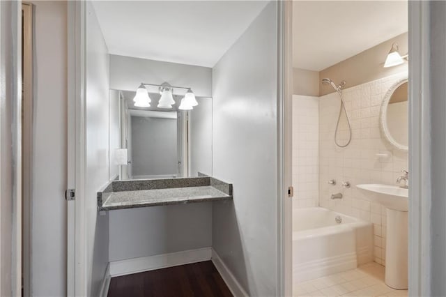 1205 St Charles Ave Unit 714, New Orleans, LA 70130 - full bath featuring shower / bathing tub combination and a sink