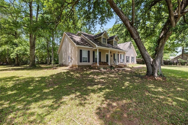 52475 Wilson Rd, Folsom, LA 70437 - view of front facade with a front lawn and covered porch