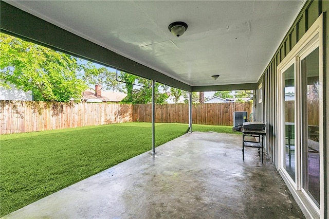 2121 Mediamolle Dr, New Orleans, LA 70114 - view of patio / terrace