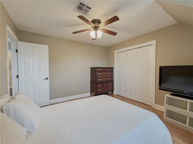 4612 Lorino St, Metairie, LA 70006 - bedroom featuring a closet, wood finished floors, baseboards, and ceiling fan