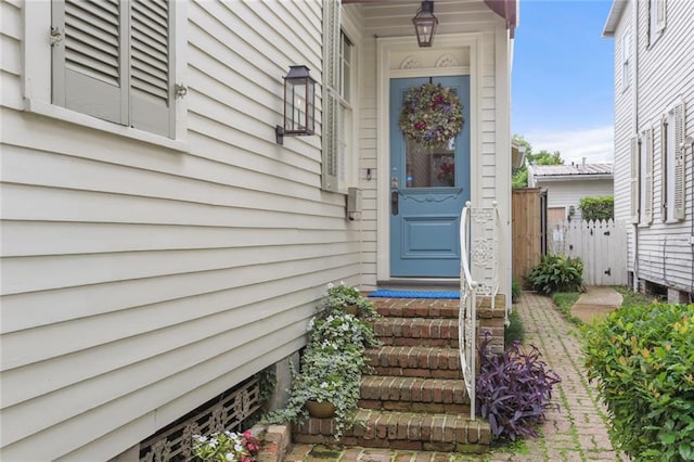 5934 Chestnut St, New Orleans, LA 70118 - view of exterior entry with fence