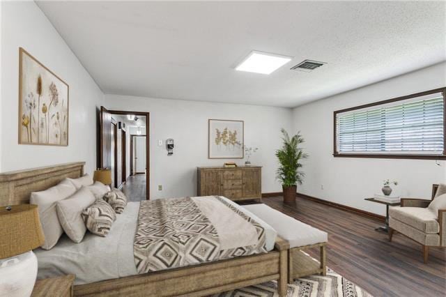 194 Sedgefield Dr, Harahan, LA 70123 - bedroom with wood finished floors and baseboards