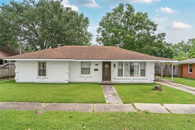117 Diane Ave, River Ridge, LA 70123 - view of front of property featuring driveway and stucco siding