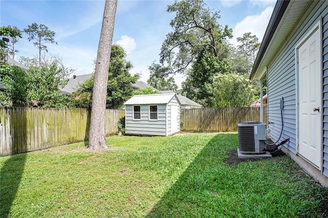 2254 9th St, Mandeville, LA 70471 - view of yard featuring central AC unit