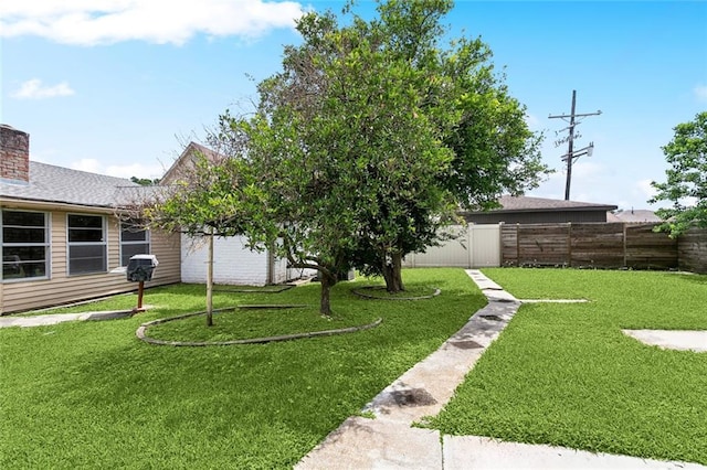 2140 Carol Sue Ave, Terrytown, LA 70056 - view of yard with fence