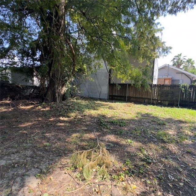 2680 Lavender St, New Orleans, LA 70122 - view of yard