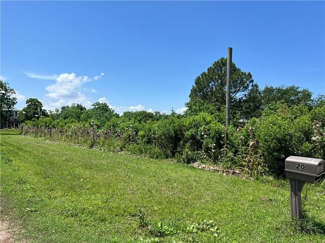 10 Clinton Dr, New Orleans, LA 70129