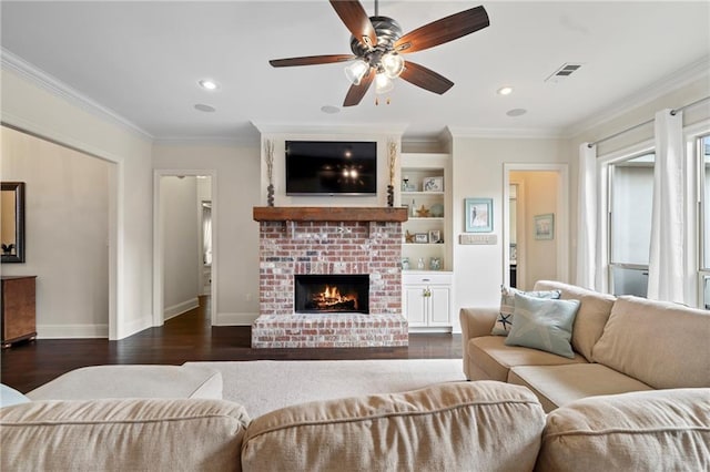 274 W Longview Ct, Madisonville, LA 70447 - living area with ceiling fan, visible vents, ornamental molding, and dark wood-type flooring