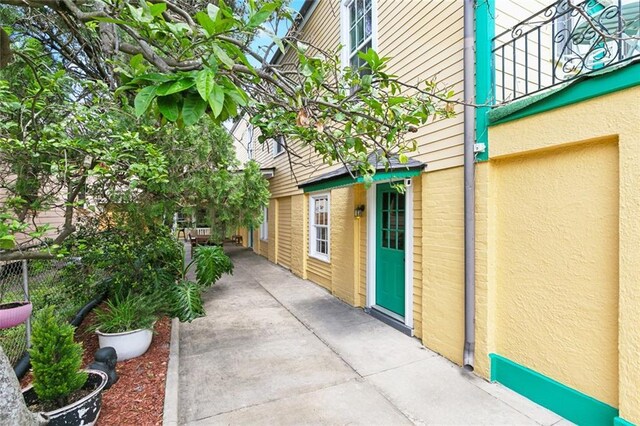 exterior space featuring fence
